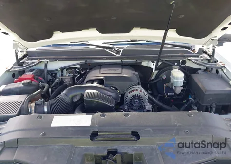 2011 Chevrolet Suburban 1500 Lt1 from USA, damaged, VIN 1GNSKJE37BR287743